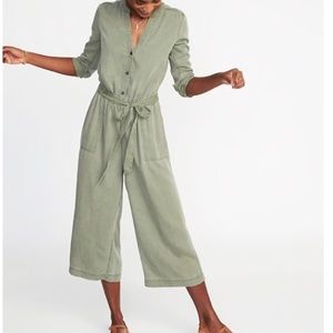 Super cute olive green jumpsuit